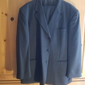 Jones New York 3 button two-piece men's suit